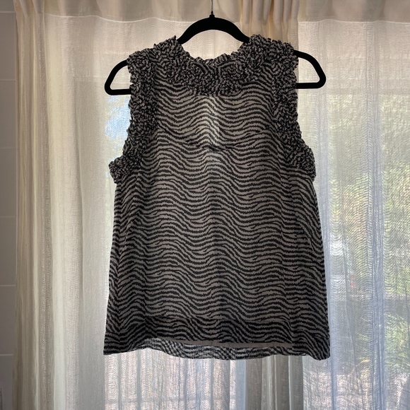 FRENCH CONNECTION Ruffle zebra tank top shirt Size US 6 - Picture 3 of 7